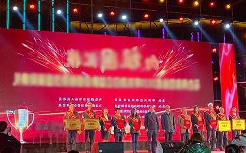 寻找最美孝心少年颁奖典礼观后感18篇