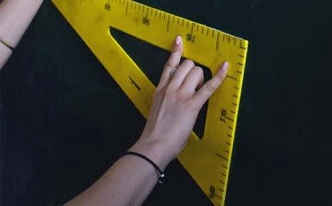 �ִ����������ĵ����