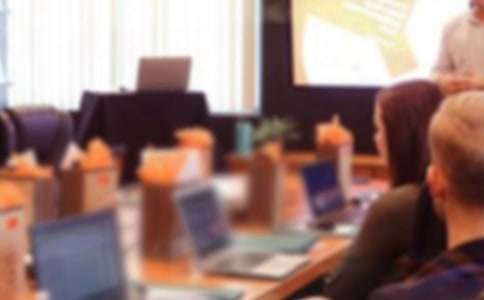 ʵ�õ��ݽ��������300��3ƪ